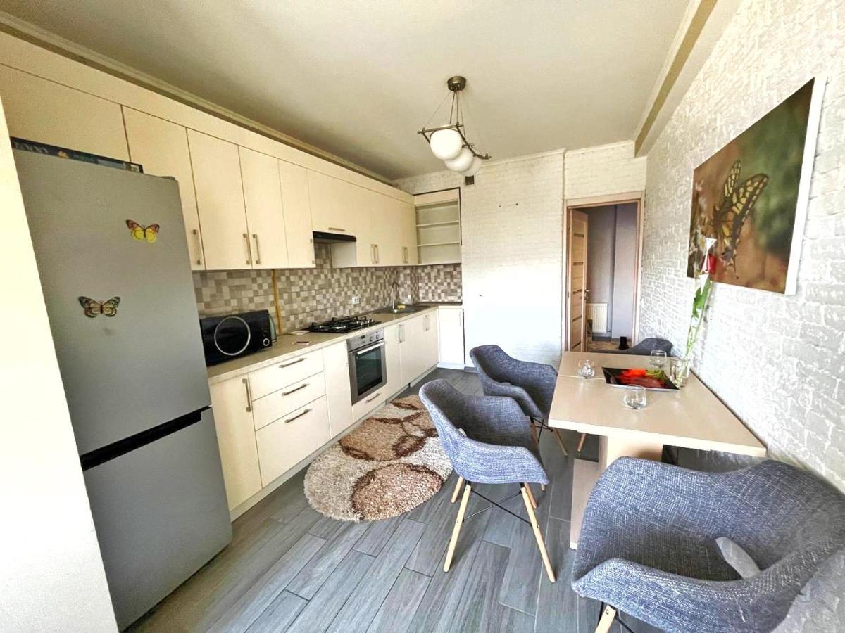Luxury Central Flat Chisinau Bagian luar foto