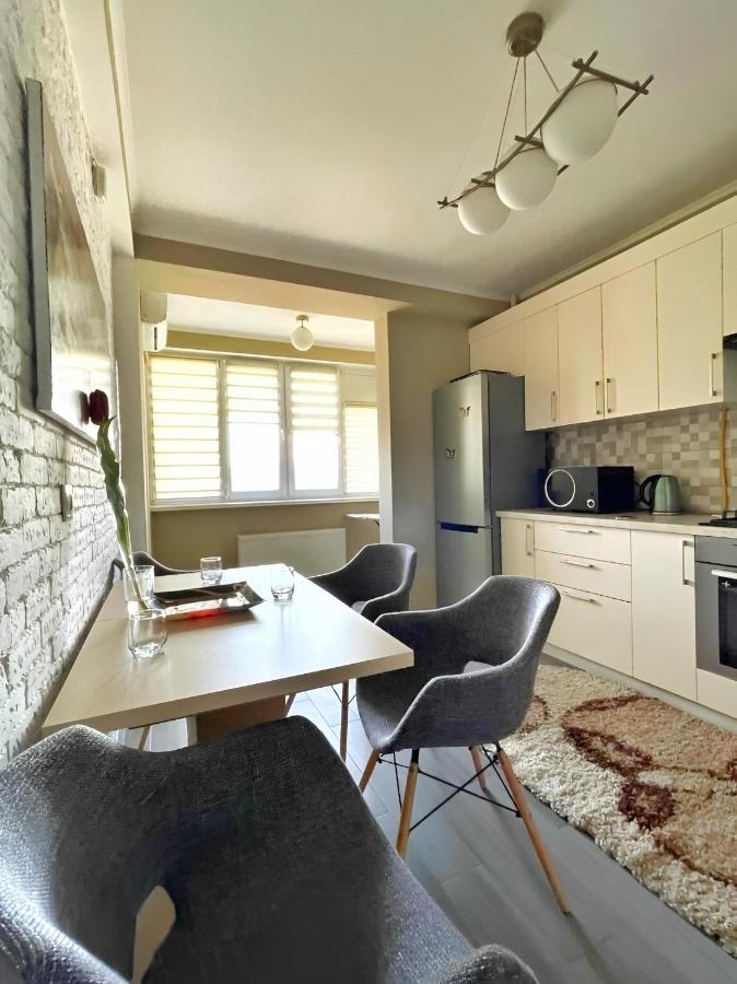 Luxury Central Flat Chisinau Bagian luar foto